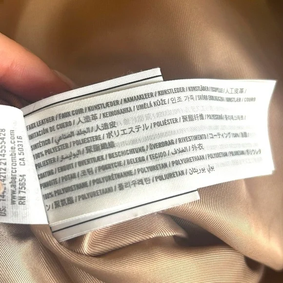 Abercrombie & Fitch Faux Leather Puffer Vest Camel Neutral Size Small - Picture 8 of 10